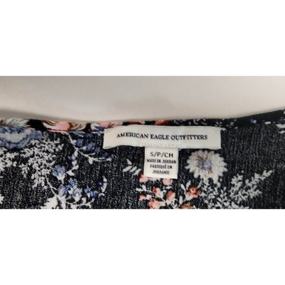 American Eagle Outfitters 3/4 Balloon Sleeve Keyhole Neck Floral S/P - Picture 7 of 8